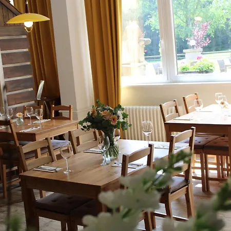 Lesni Lazne Hotel